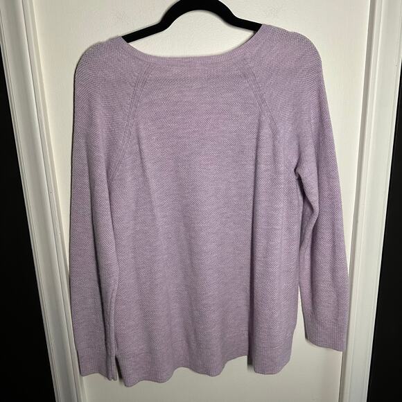Gap Brooklyn V Neck Lavender Purple Lightweight Wool Blend Sweater Size Medium - Picture 8 of 9